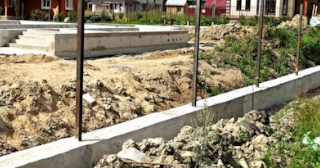 Фундамент под забор заказать в Зеленодольске - заливка фундамента для забора | от 1554 за п.м.